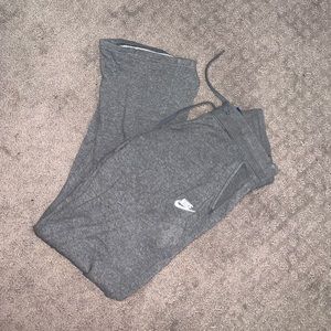 Woman’s Nike Sweatpants